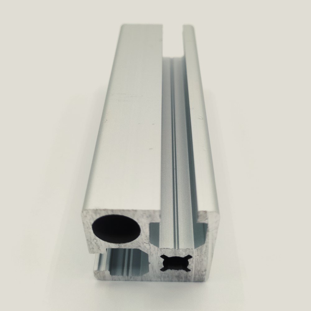 Perfil Aluminio Estructural 32x32mm 2 Caras Lisas 2 Ranuras 8mm